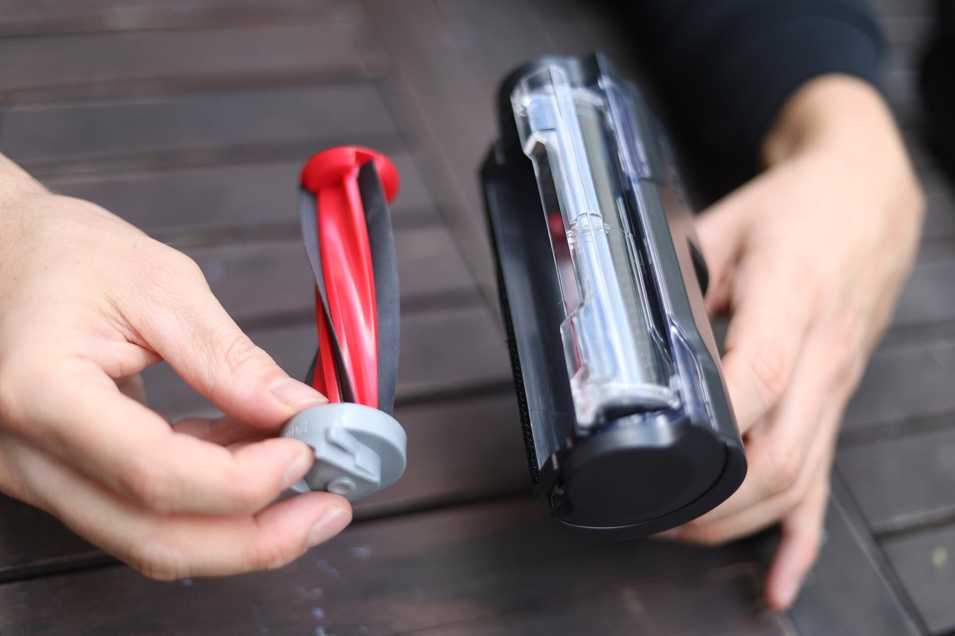 Reinigung der Bürstenwalzen des Shark Stratos